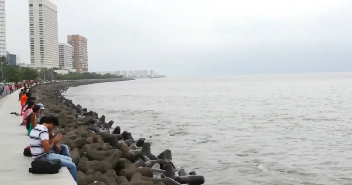 Are Indian beaches rocks or sandy soil?